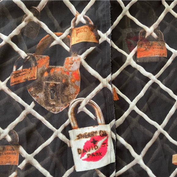 Rachel Ray V Neck Black Sleeveless Fence With Locks Sheer Top - Picture 6 of 9